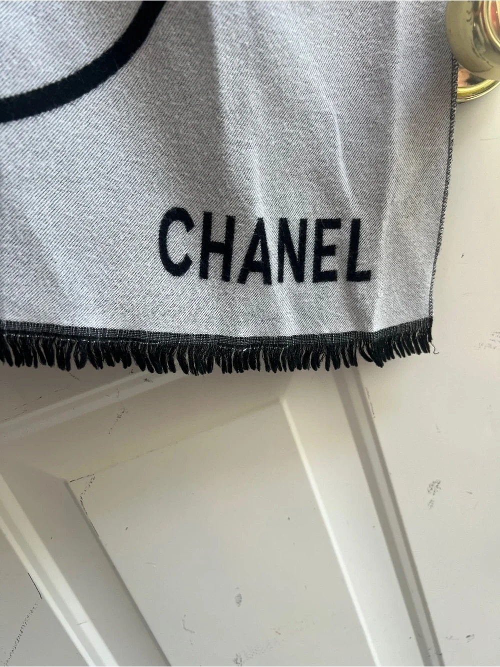 CHANEL elegant wrap